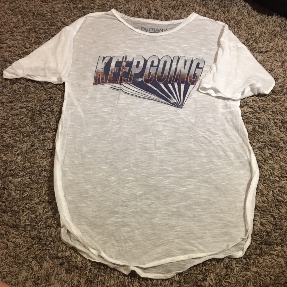 3/$12💜Sheer White Top